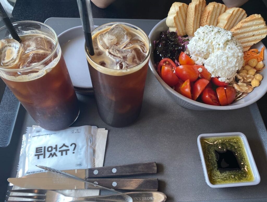 브런치 맛집 퀸즈브라운 위치와 영업시간